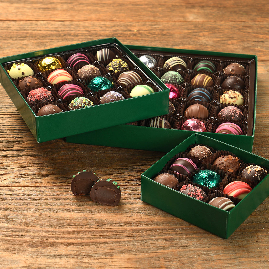 https://greenesfinefoods.com/cdn/shop/products/truffleboxes_1024x1024.jpg?v=1675962218